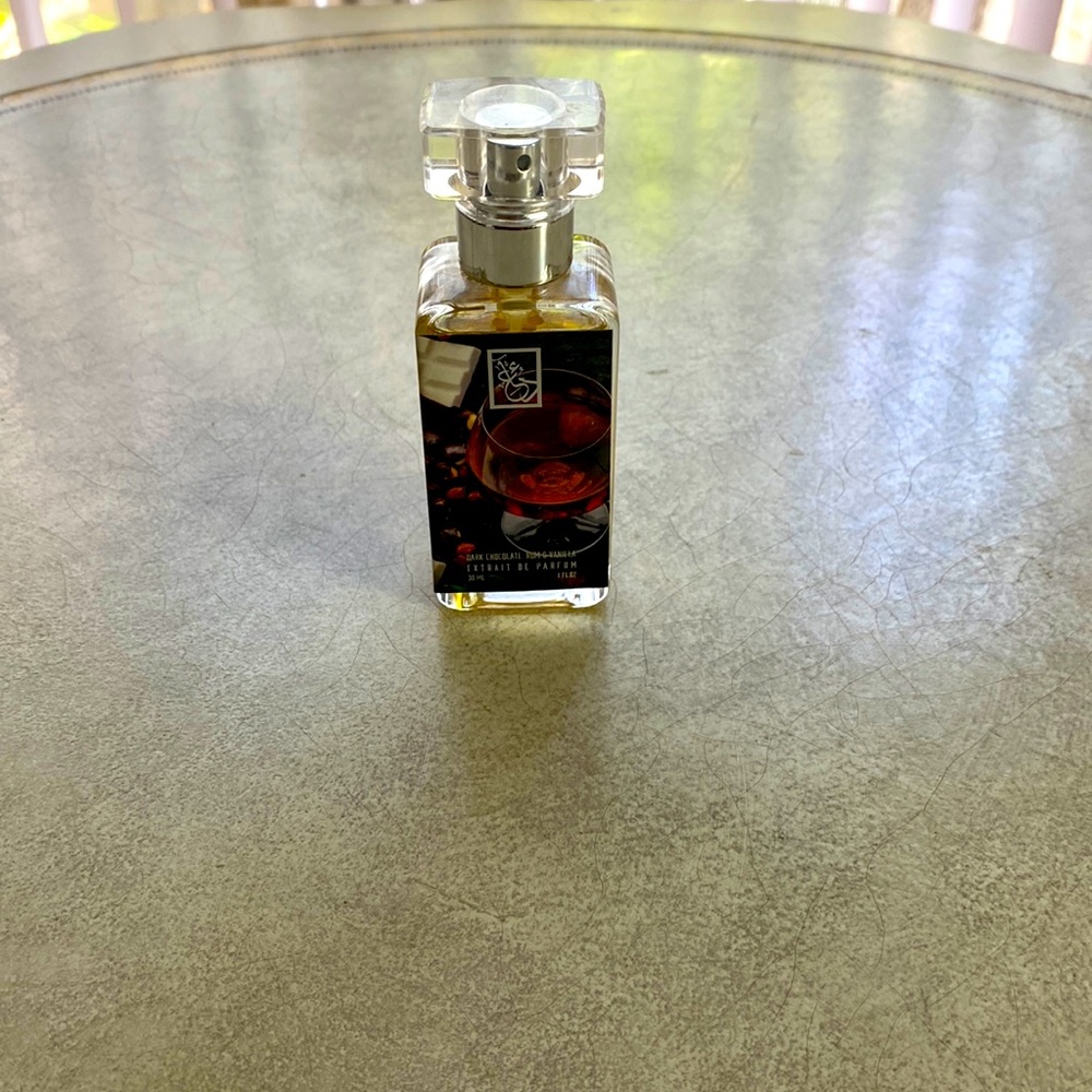 DUA Fragrance - Dark Chocolate, Rum, & Vanilla